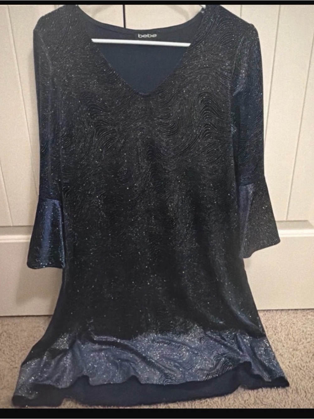bebe Black Metallic V-Neck Bell Sleeve Tunic